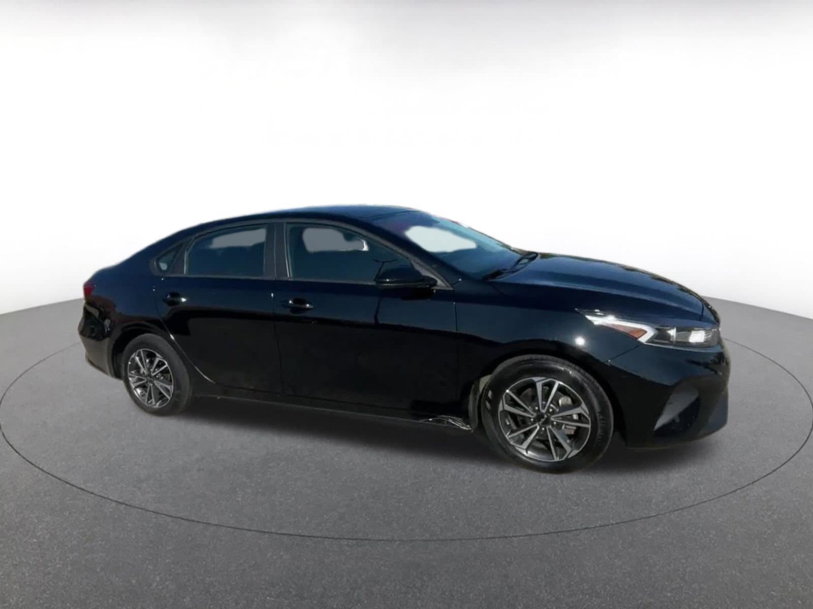 Thumbnail: 2024 Kia Forte - 2