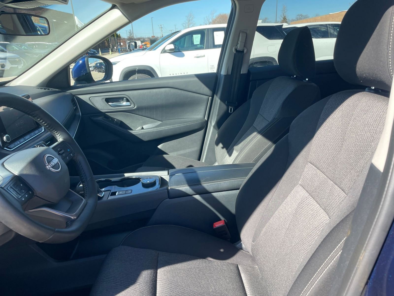 Thumbnail: 2025 Nissan Rogue - 28