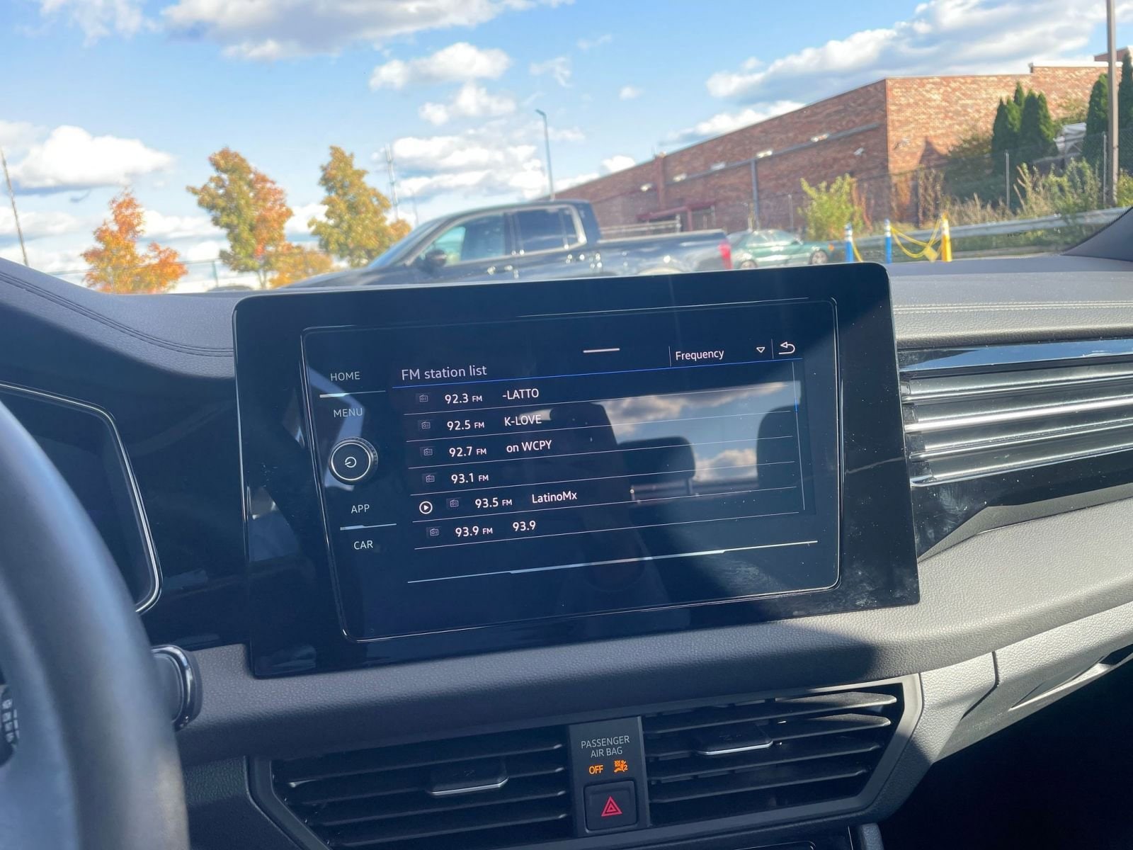 Thumbnail: 2025 Volkswagen Jetta - 21