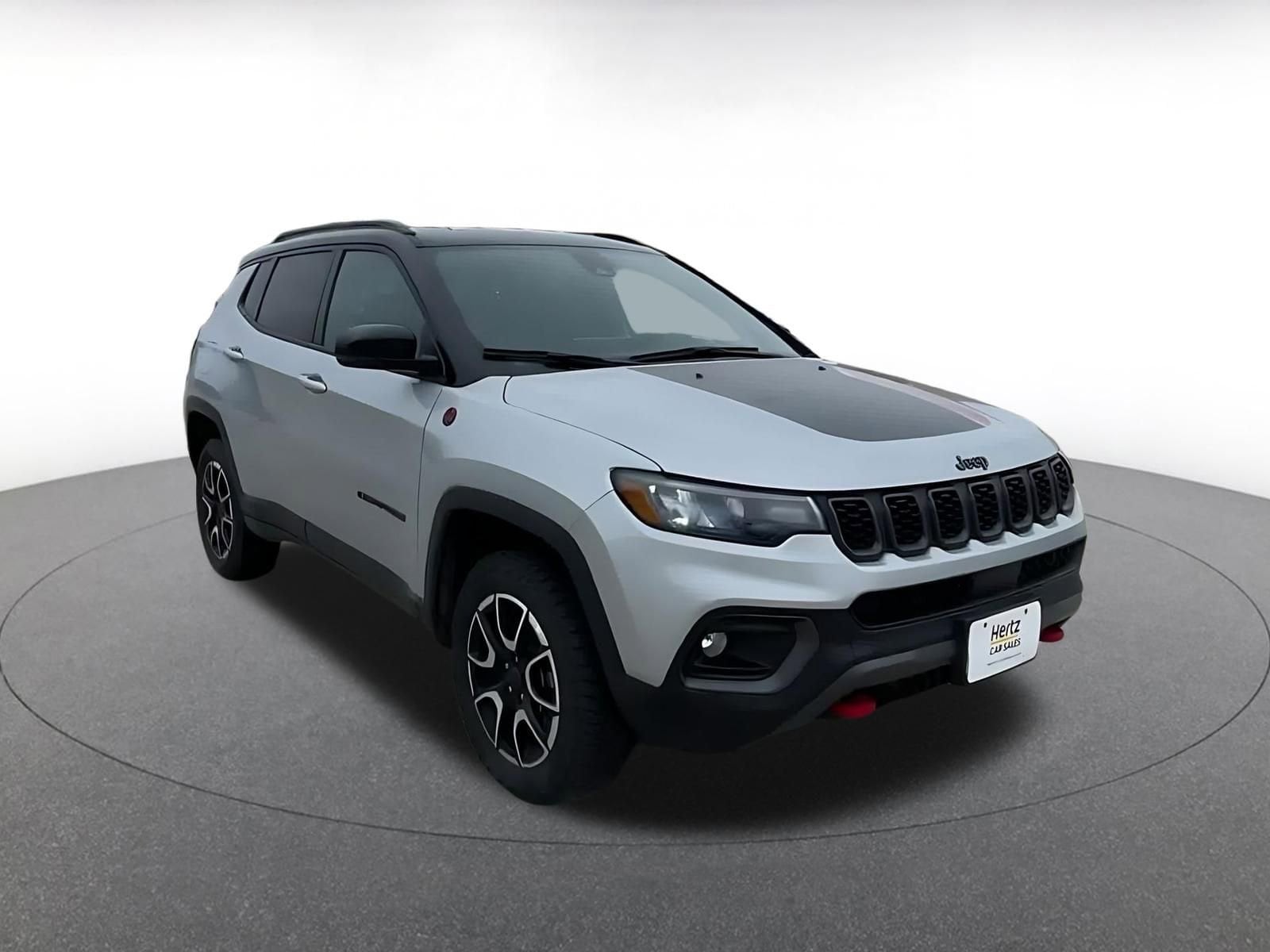 Thumbnail: 2025 Jeep Compass - 3