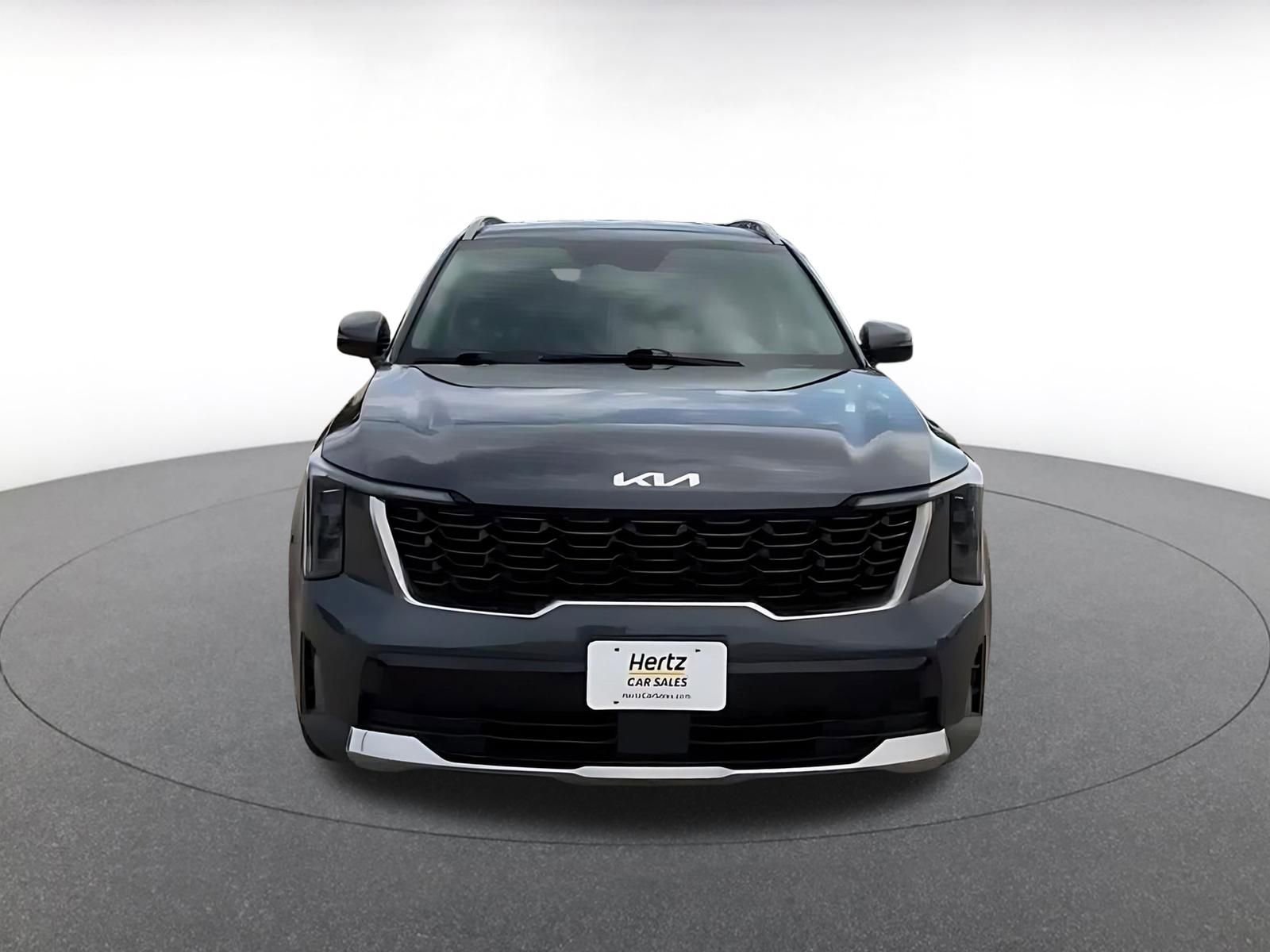 Thumbnail: 2024 Kia Sorento - 4