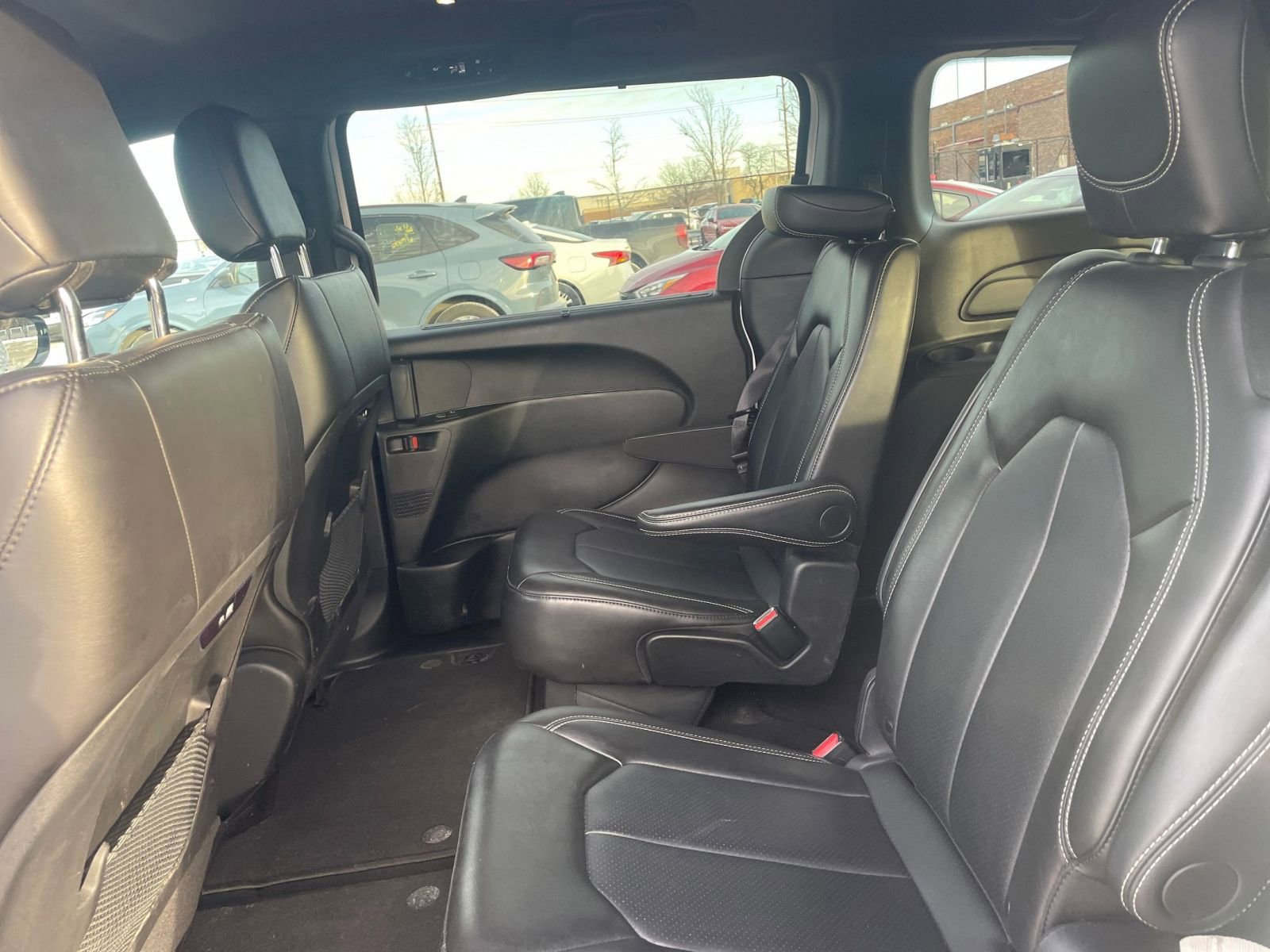 Thumbnail: 2025 Chrysler Pacifica - 27