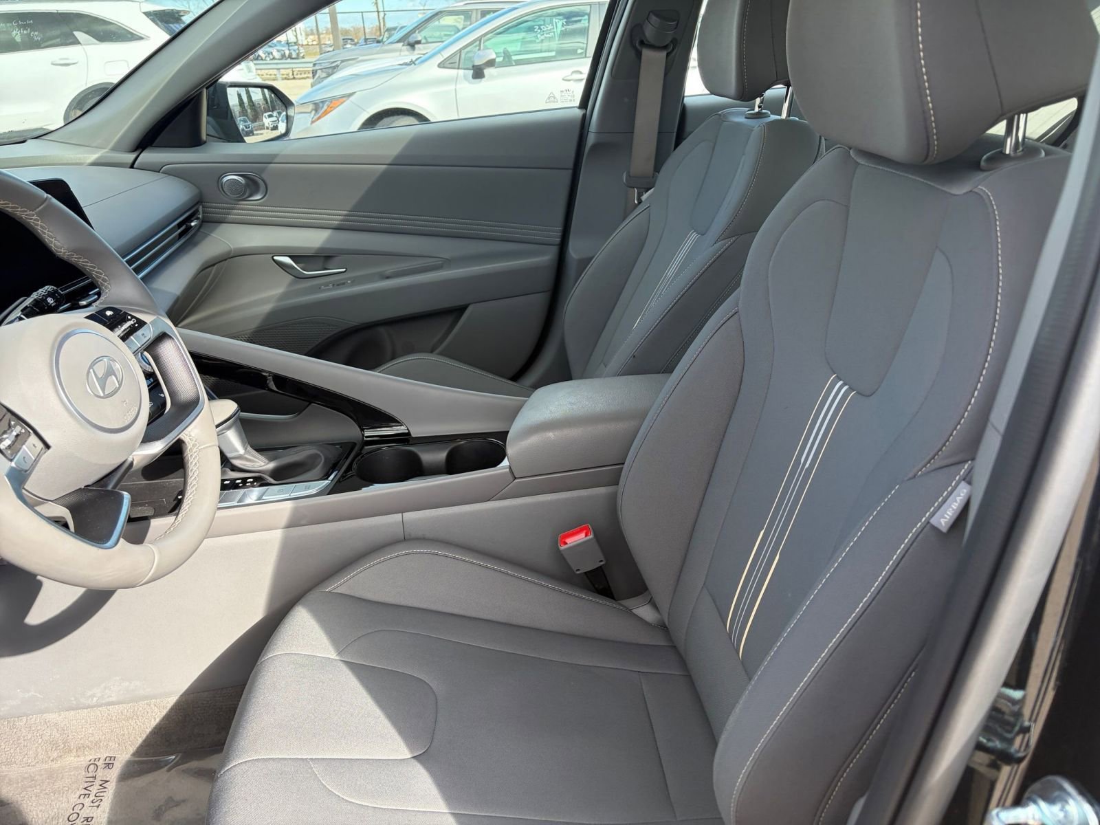 Thumbnail: 2025 Hyundai Elantra - 24