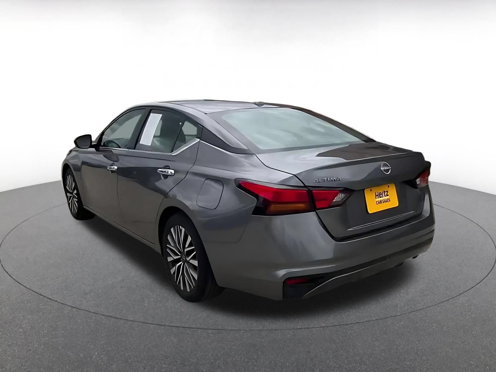 Thumbnail: 2025 Nissan Altima - 10