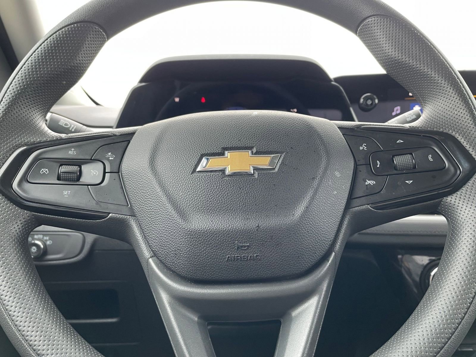 Thumbnail: 2025 Chevrolet TrailBlazer - 28