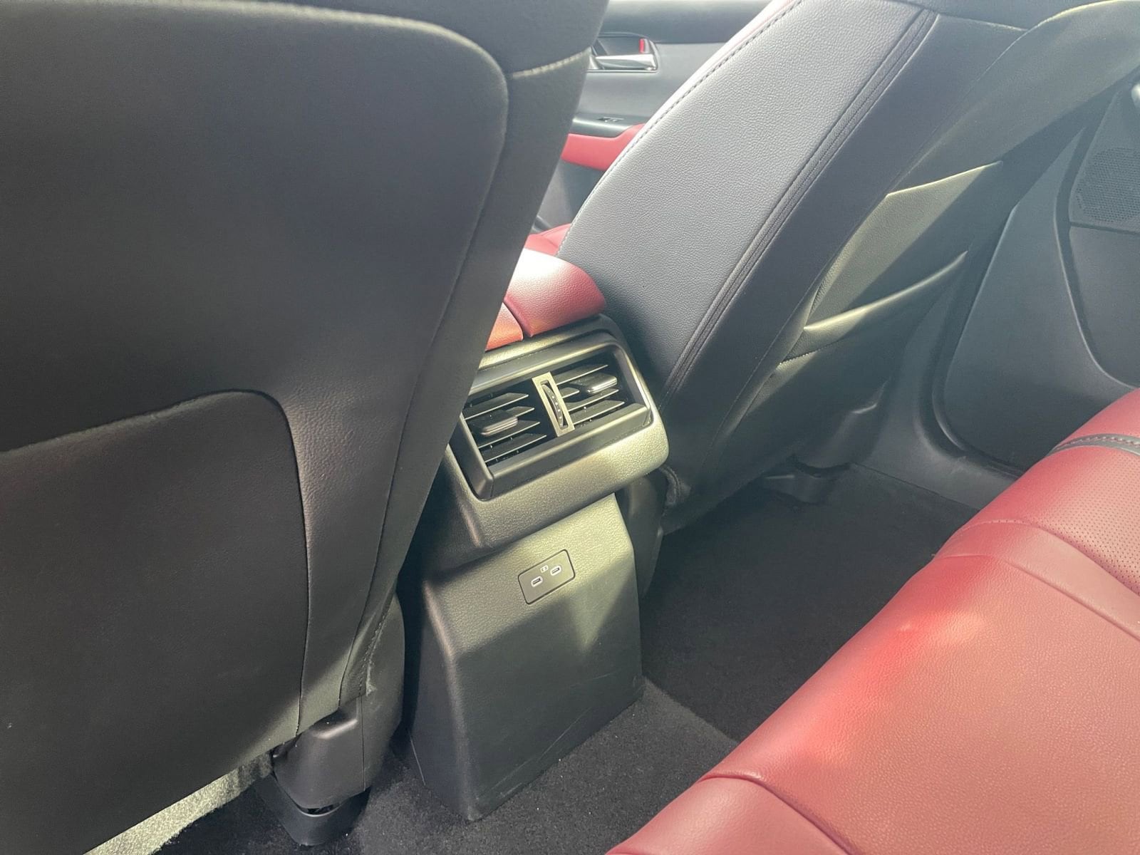 Thumbnail: 2025 Mazda CX-50 - 24