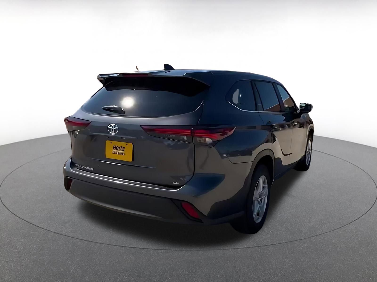 Thumbnail: 2025 Toyota Highlander - 14