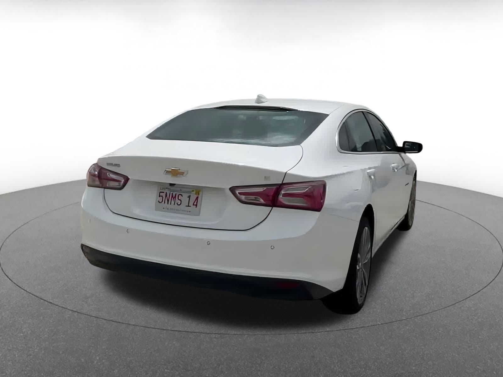 Thumbnail: 2024 Chevrolet Malibu - 14