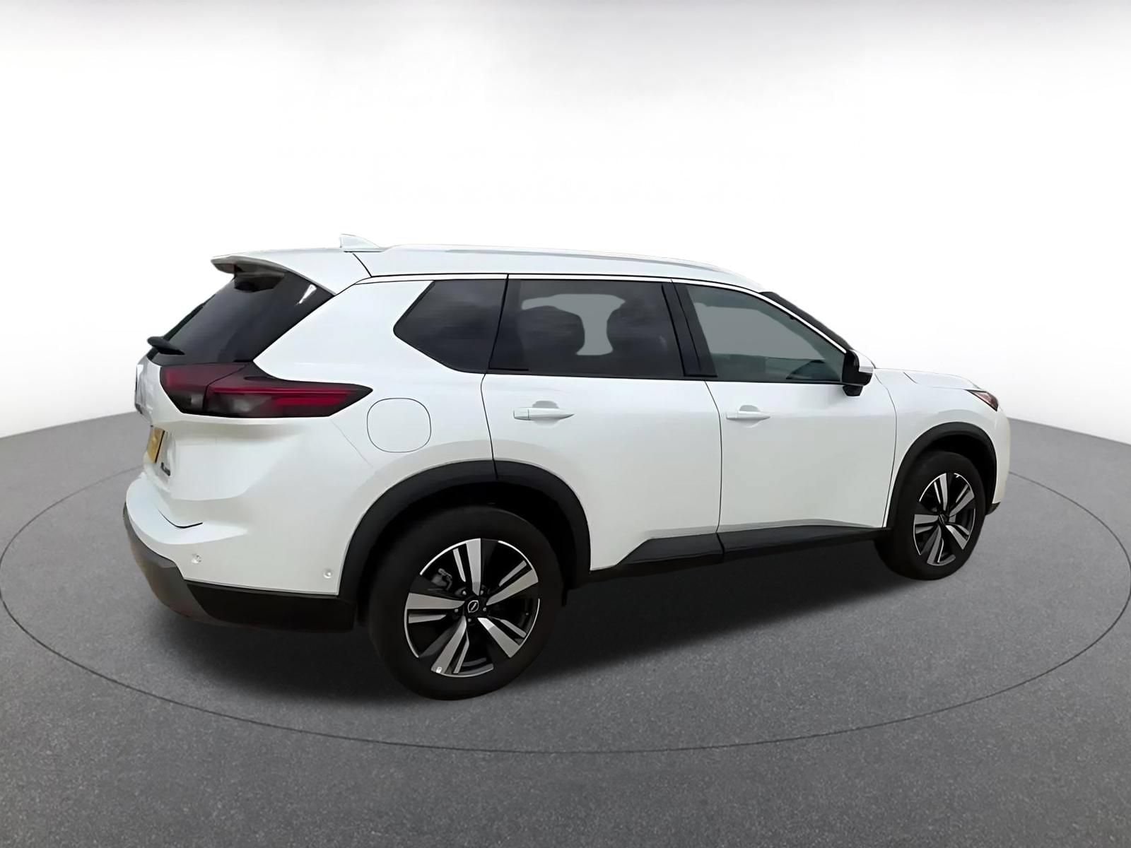 Thumbnail: 2026 Nissan Rogue - 14