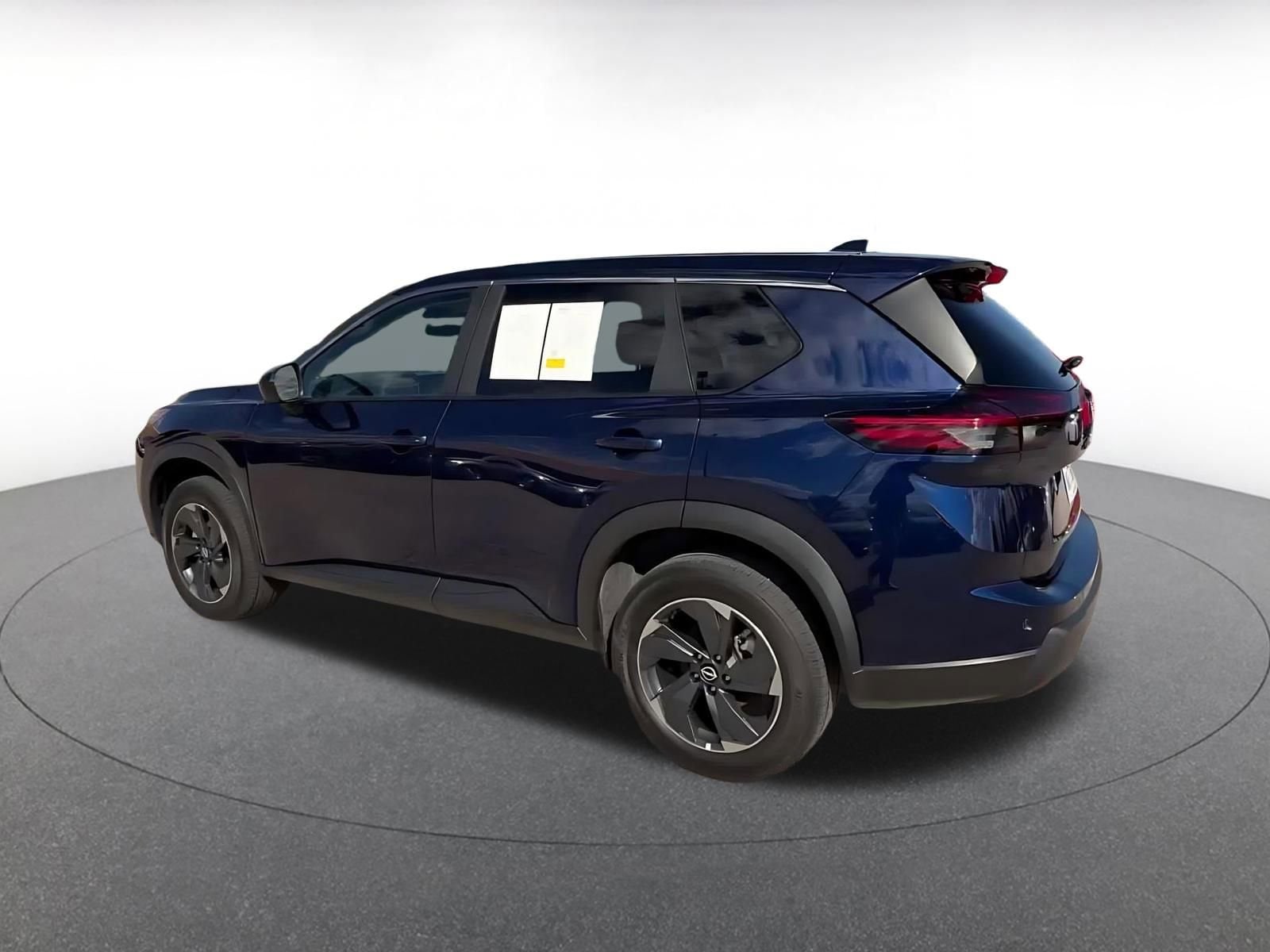 Thumbnail: 2025 Nissan Rogue - 10