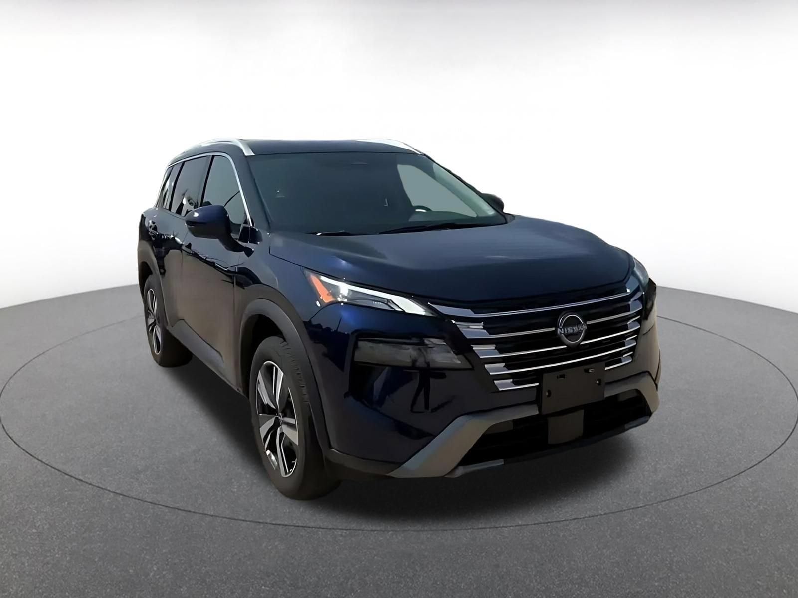 Thumbnail: 2026 Nissan Rogue - 3