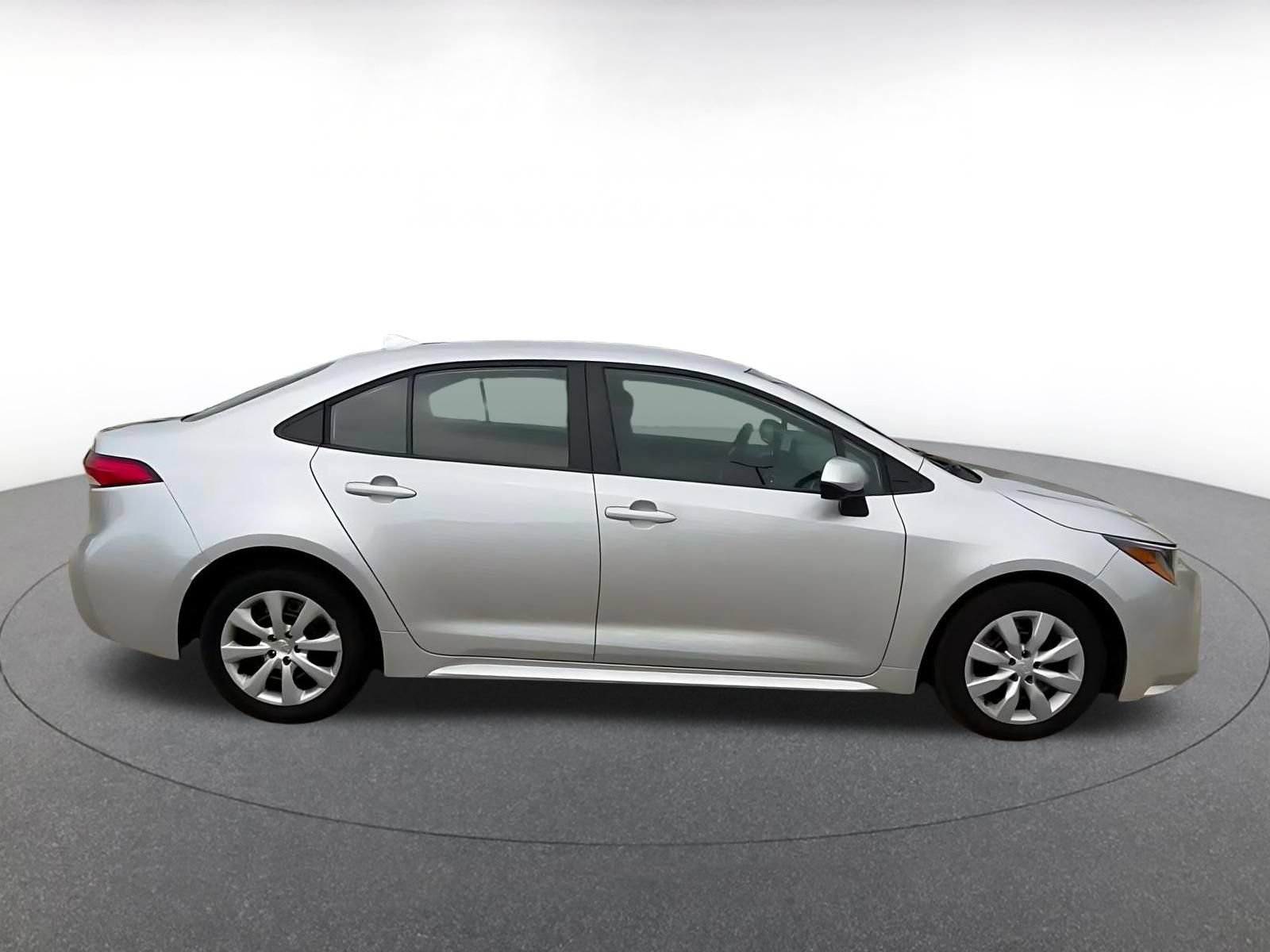 Thumbnail: 2025 Toyota Corolla - 16