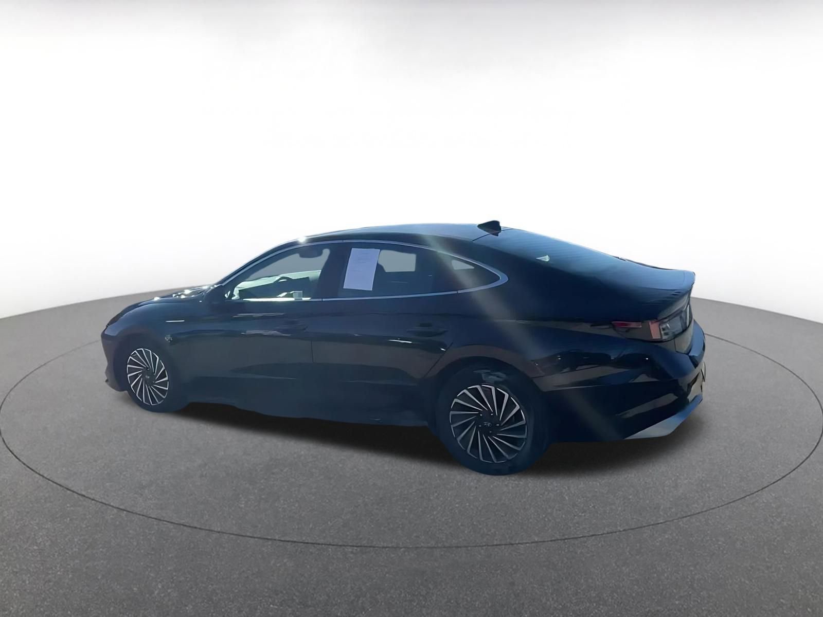 Thumbnail: 2025 Hyundai Sonata - 15