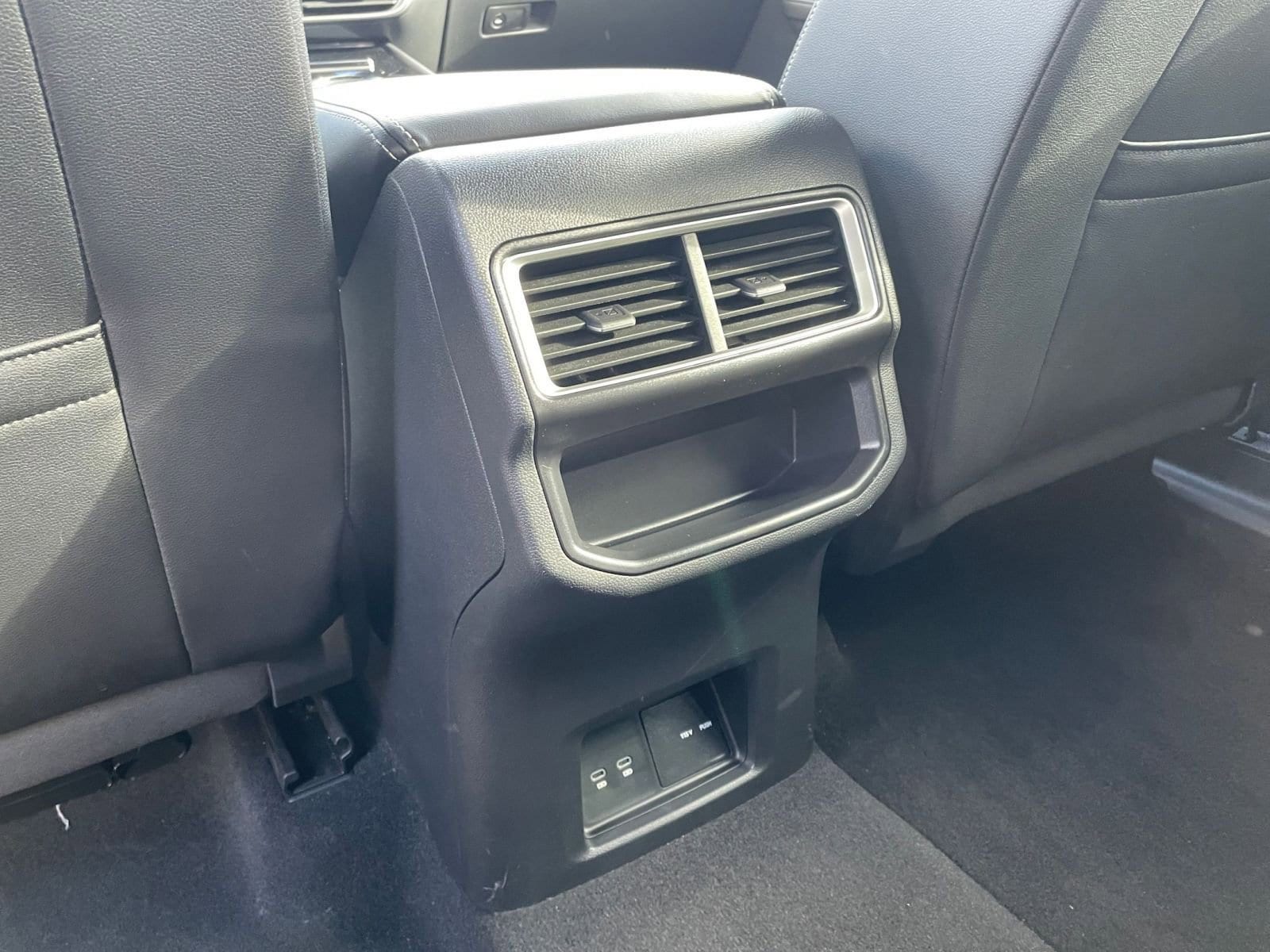 Thumbnail: 2025 Volkswagen Atlas - 24