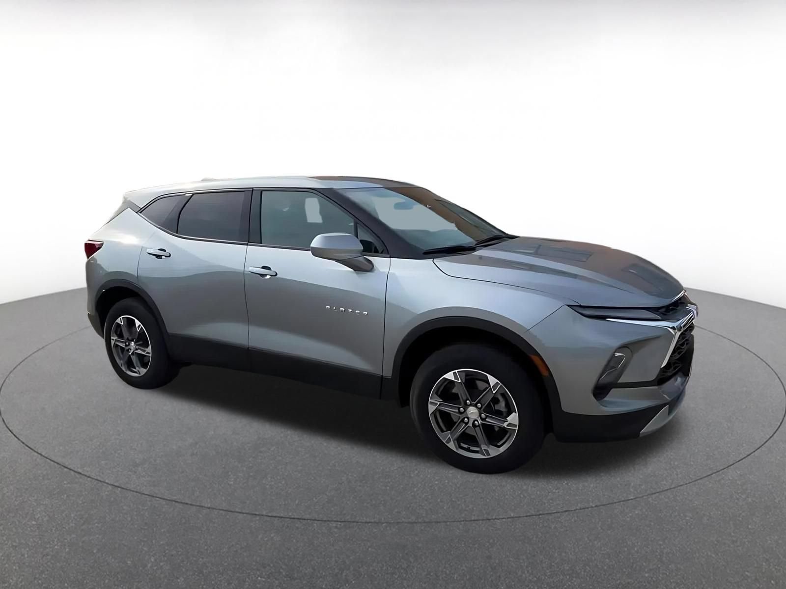 Thumbnail: 2026 Chevrolet Blazer - 2