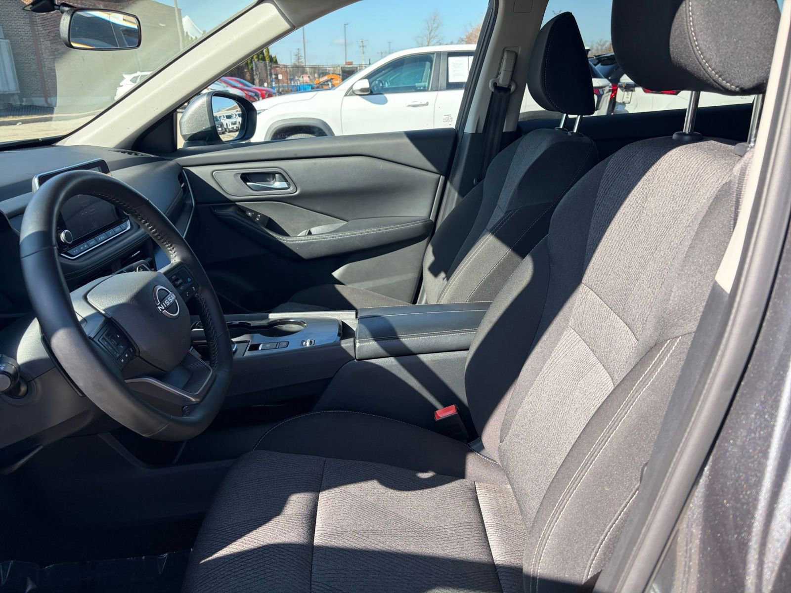 Thumbnail: 2025 Nissan Rogue - 27