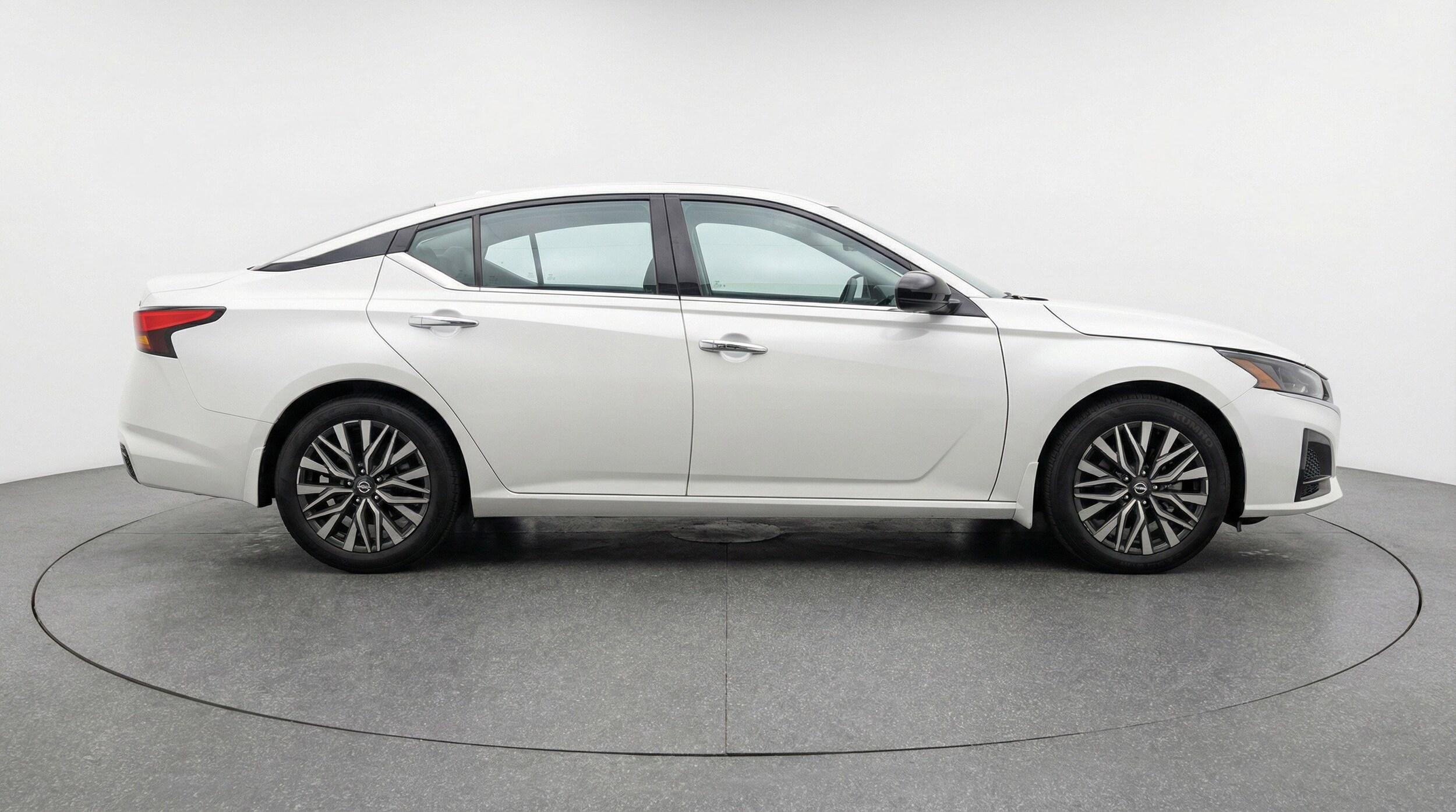 Thumbnail: 2025 Nissan Altima - 14