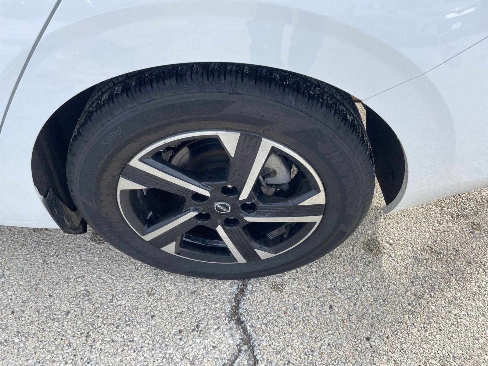 Thumbnail: 2025 Nissan Sentra - 29