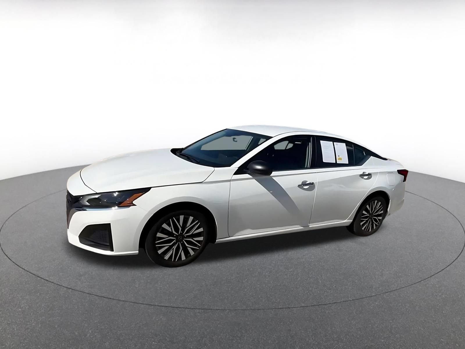 Thumbnail: 2025 Nissan Altima - 6