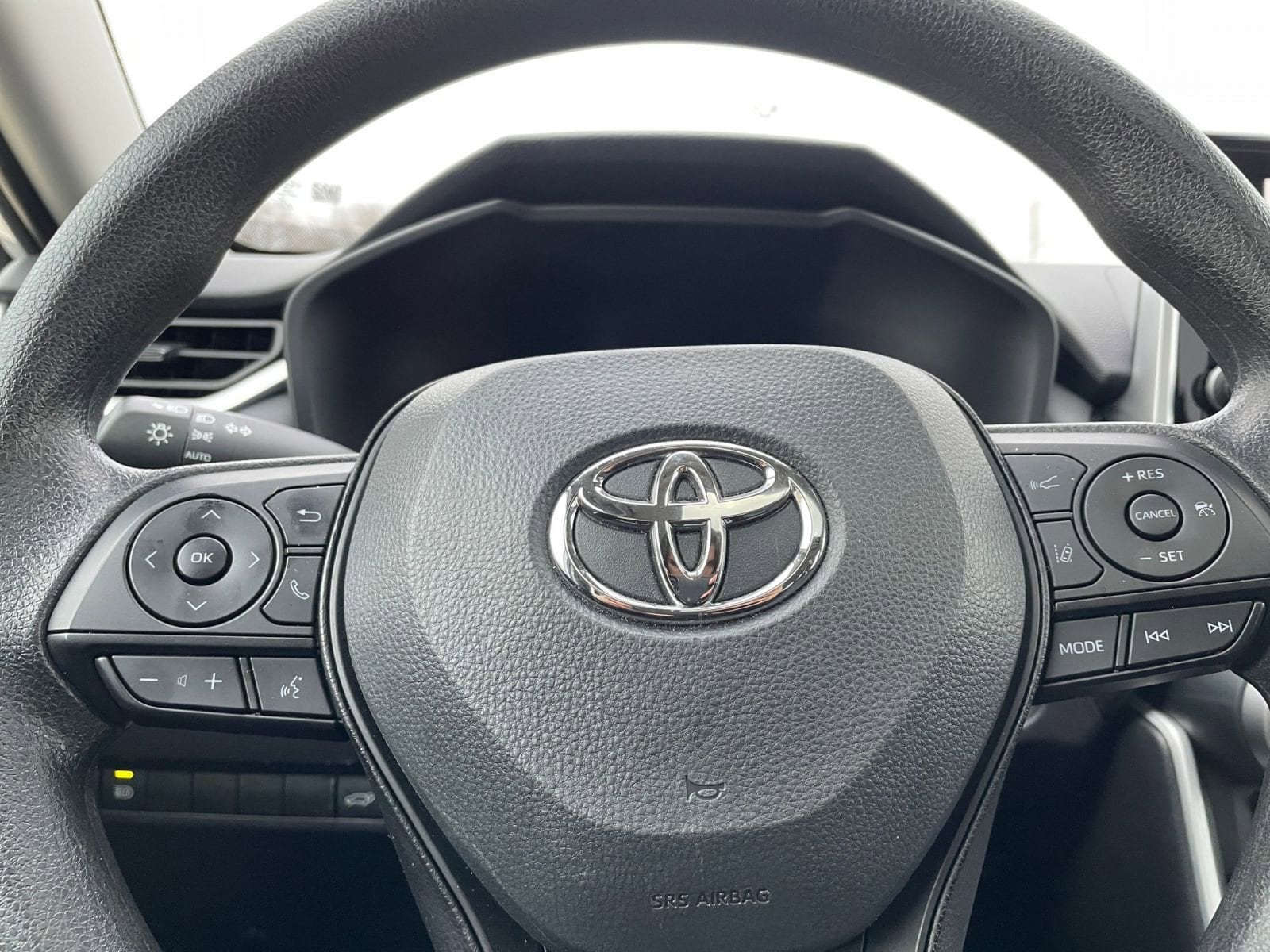 Thumbnail: 2025 Toyota RAV4 - 28