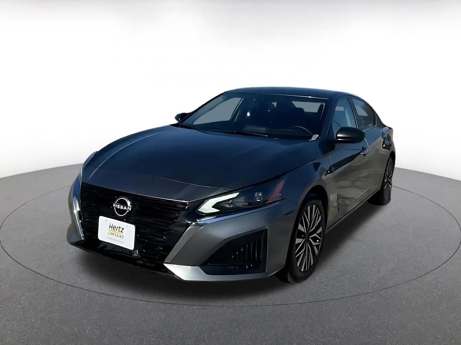 Thumbnail: 2025 Nissan Altima - 7