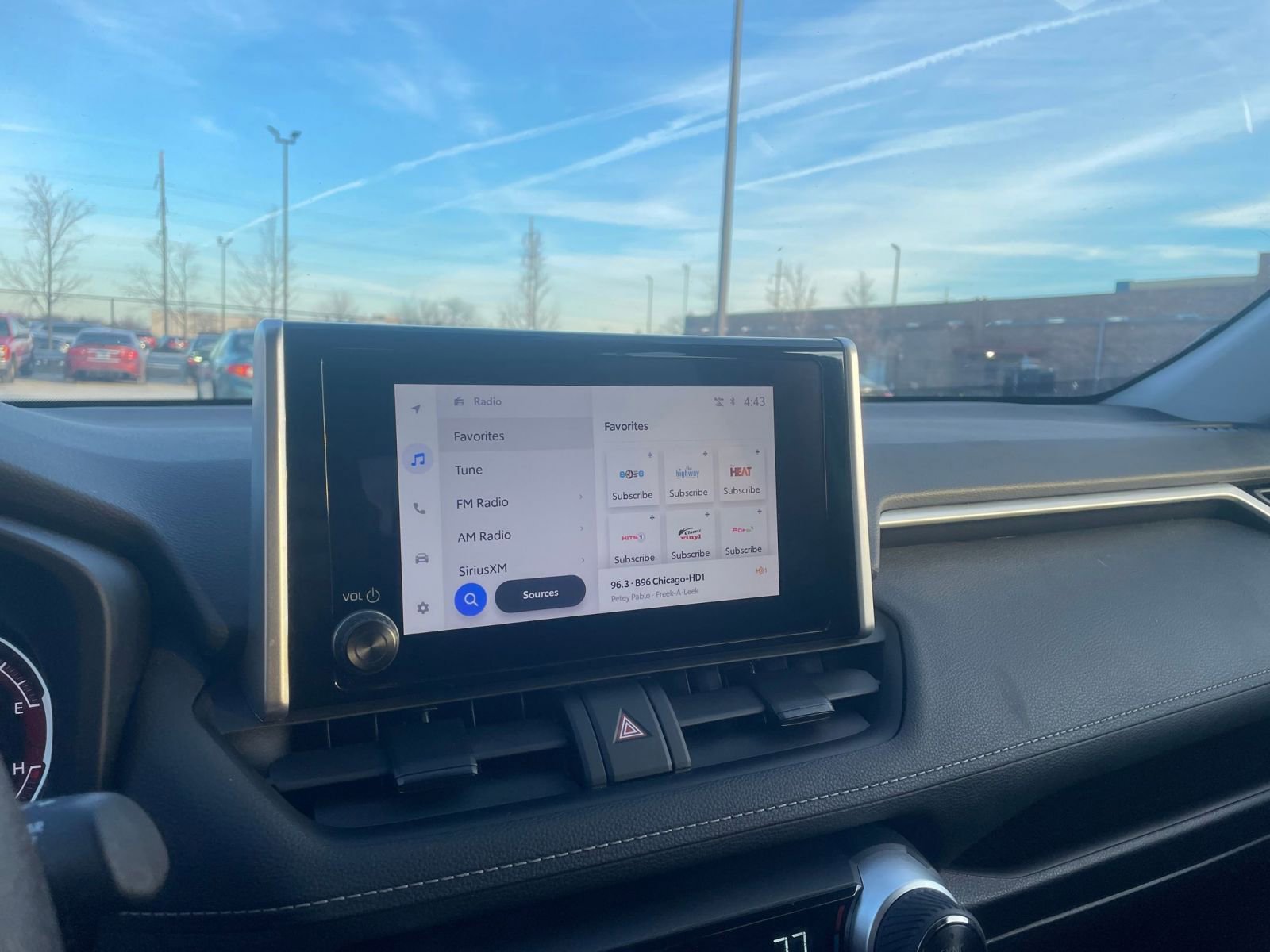 Thumbnail: 2025 Toyota RAV4 - 21