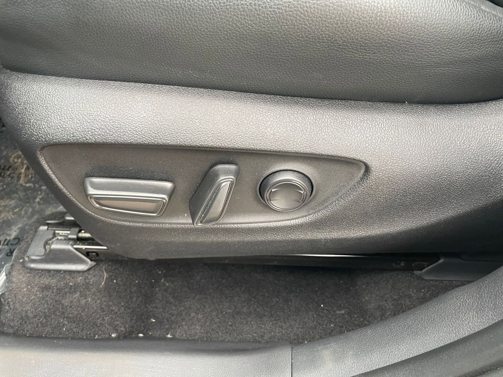 Thumbnail: 2025 Toyota Grand Highlander - 23