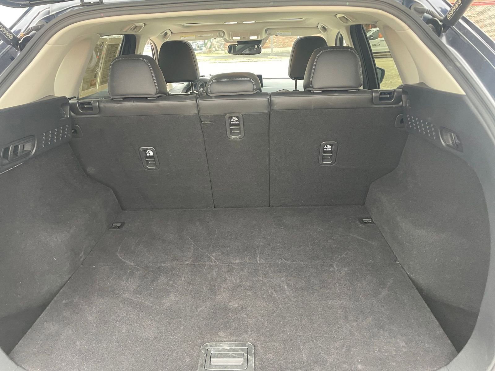 Thumbnail: 2025 Mazda CX-5 - 32