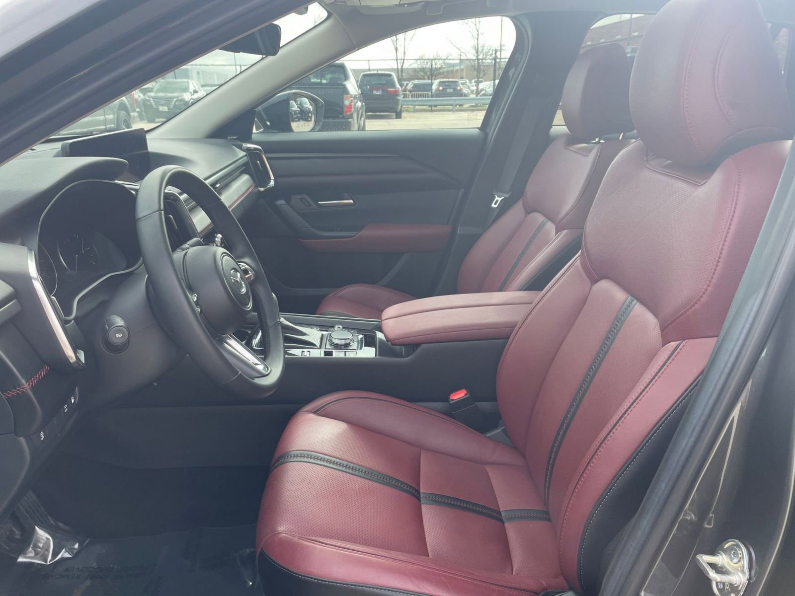 Thumbnail: 2025 Mazda CX-50 - 28