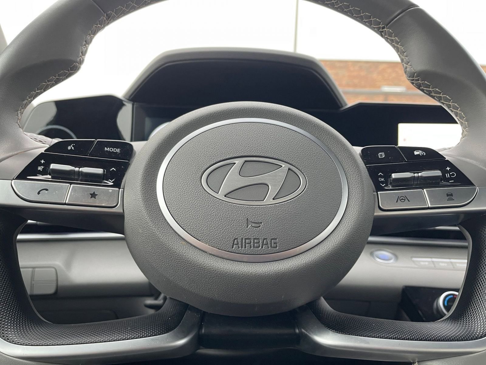 Thumbnail: 2025 Hyundai Elantra - 27