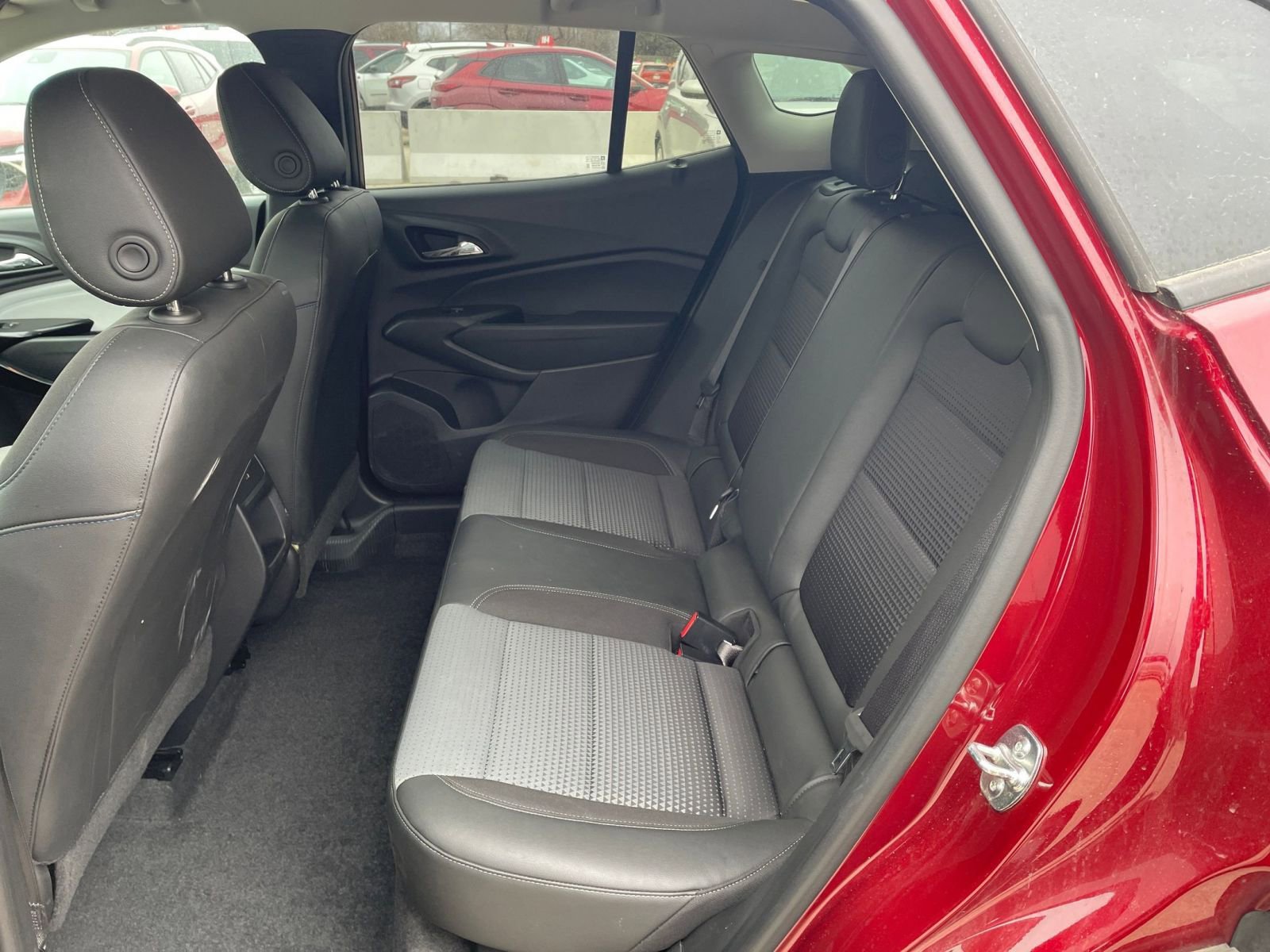 Thumbnail: 2025 Chevrolet Trax - 25