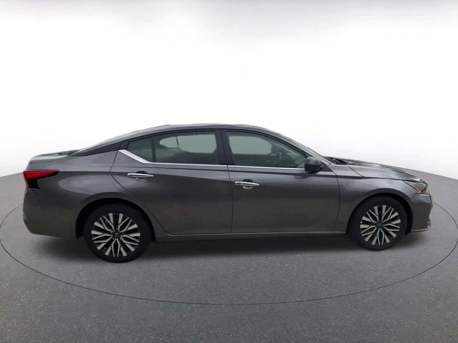 Thumbnail: 2025 Nissan Altima - 15