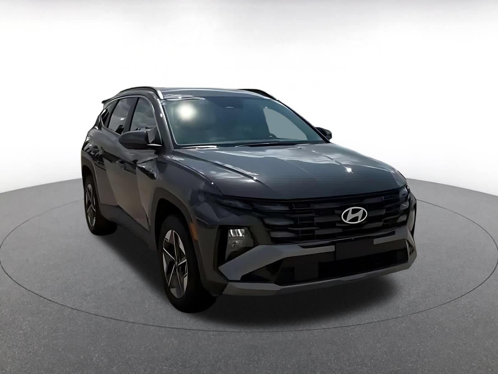 Thumbnail: 2026 Hyundai Tucson - 3