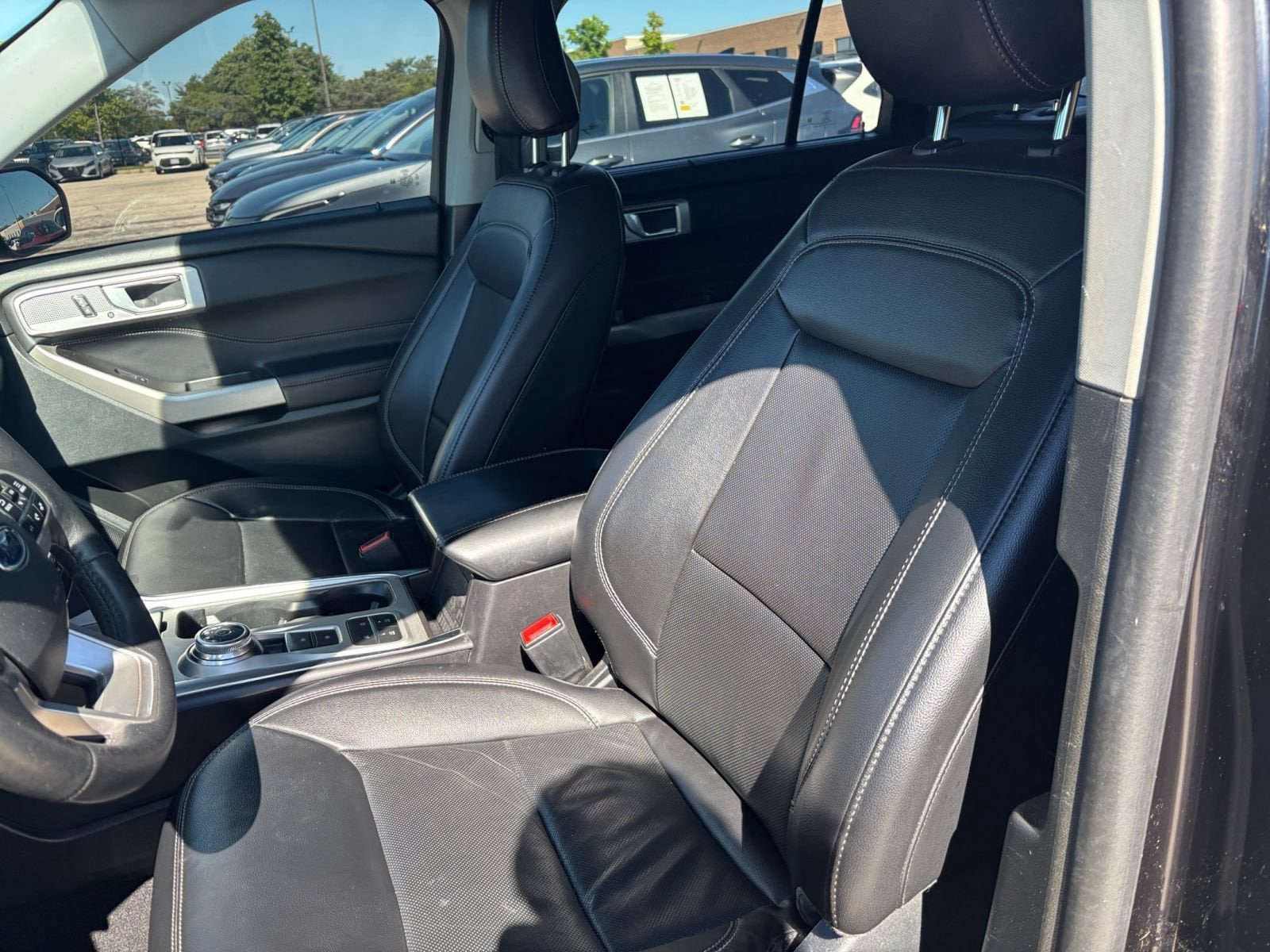 Thumbnail: 2024 Ford Explorer - 32