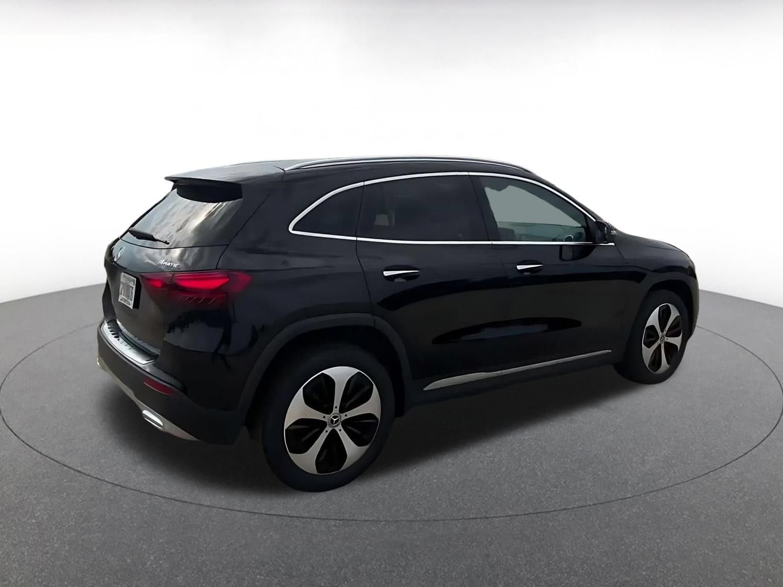 Thumbnail: 2025 Mercedes-Benz GLA - 15