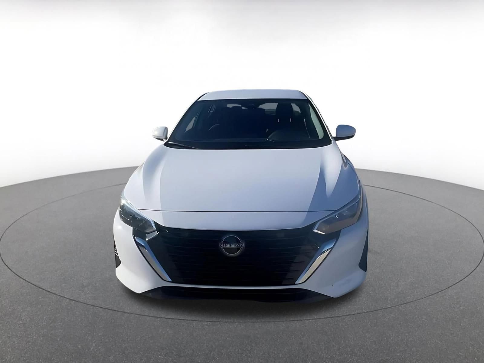 Thumbnail: 2025 Nissan Sentra - 4