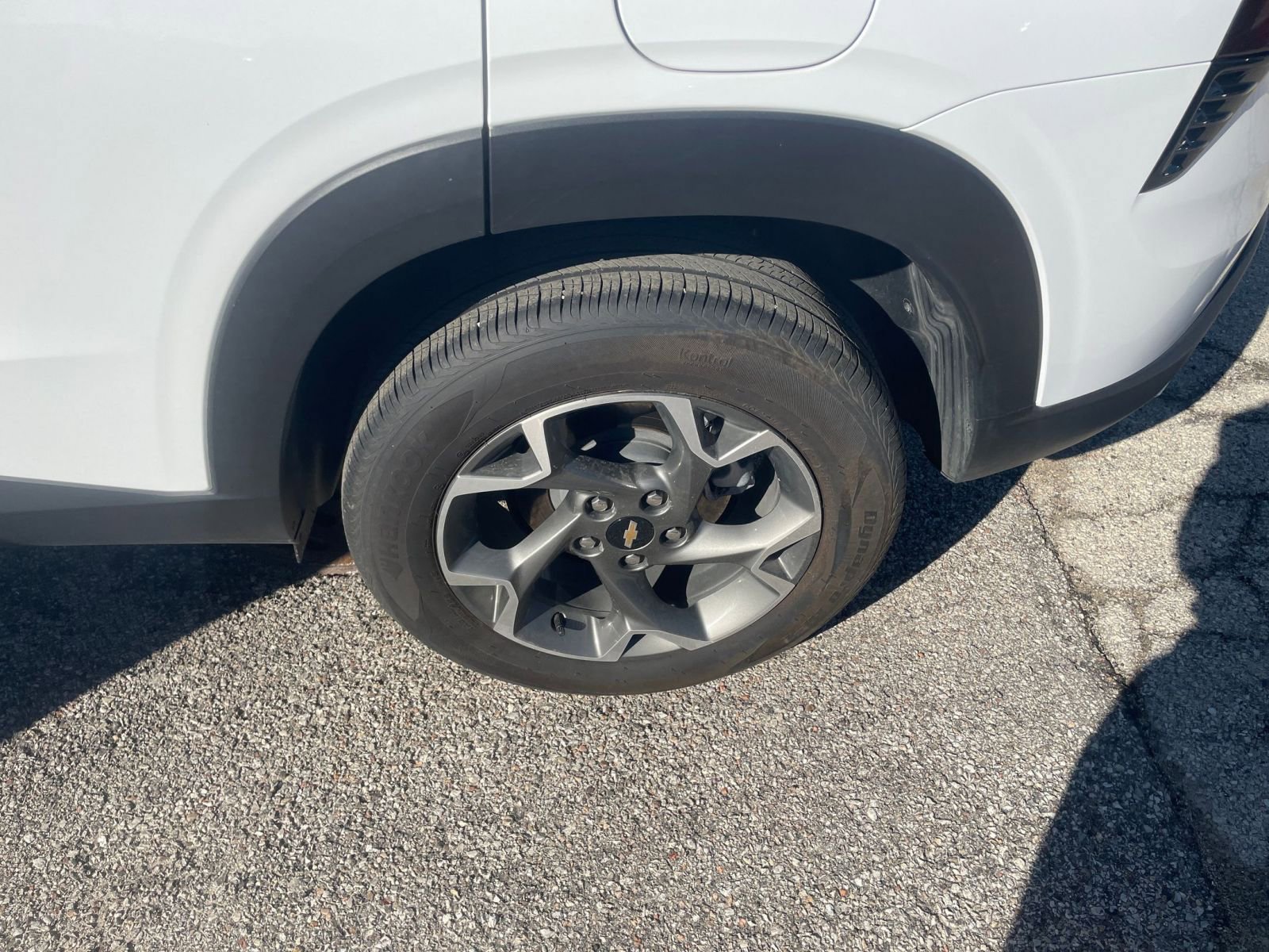 Thumbnail: 2025 Chevrolet Trax - 30