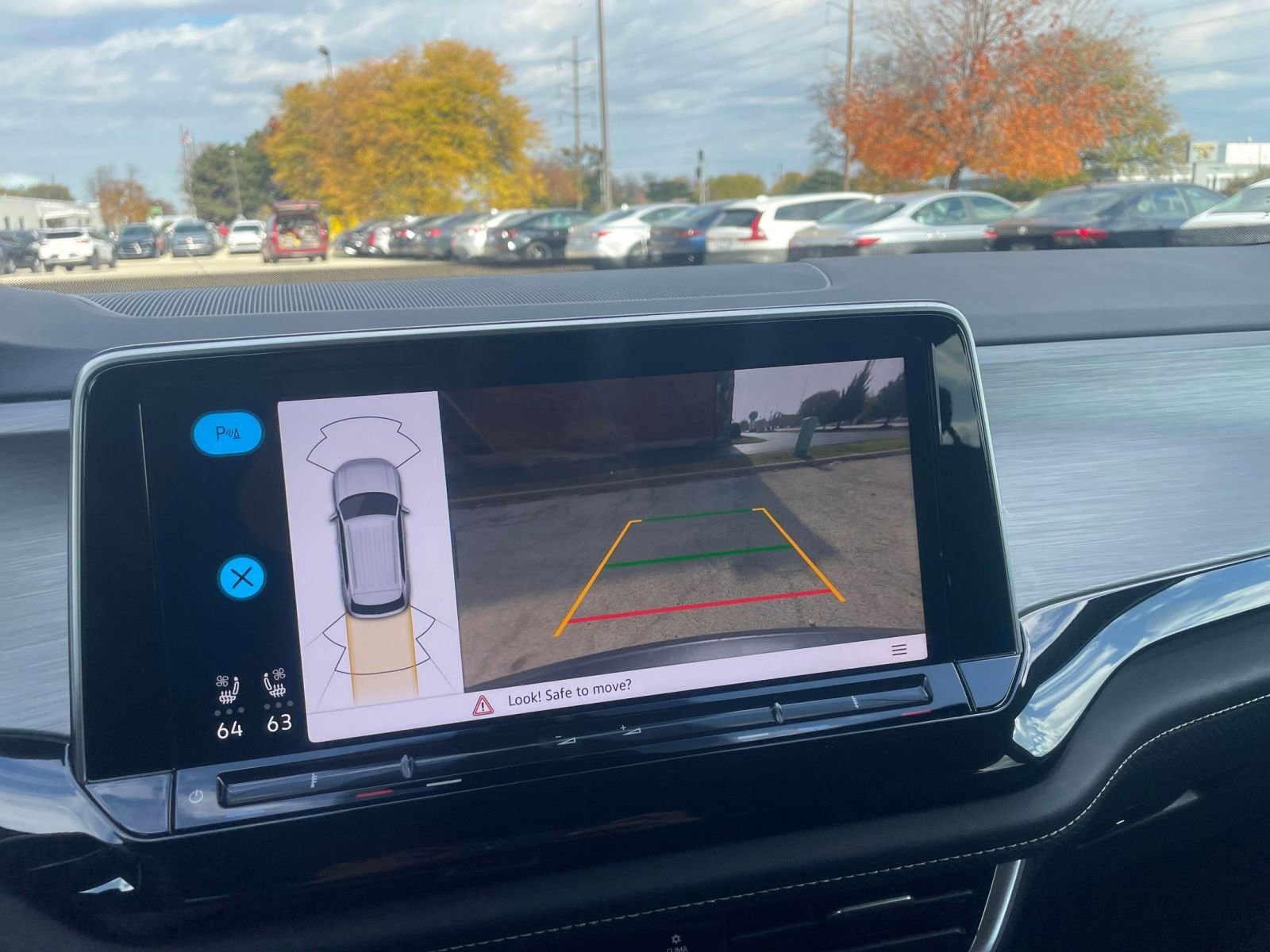 Thumbnail: 2025 Volkswagen Atlas - 17