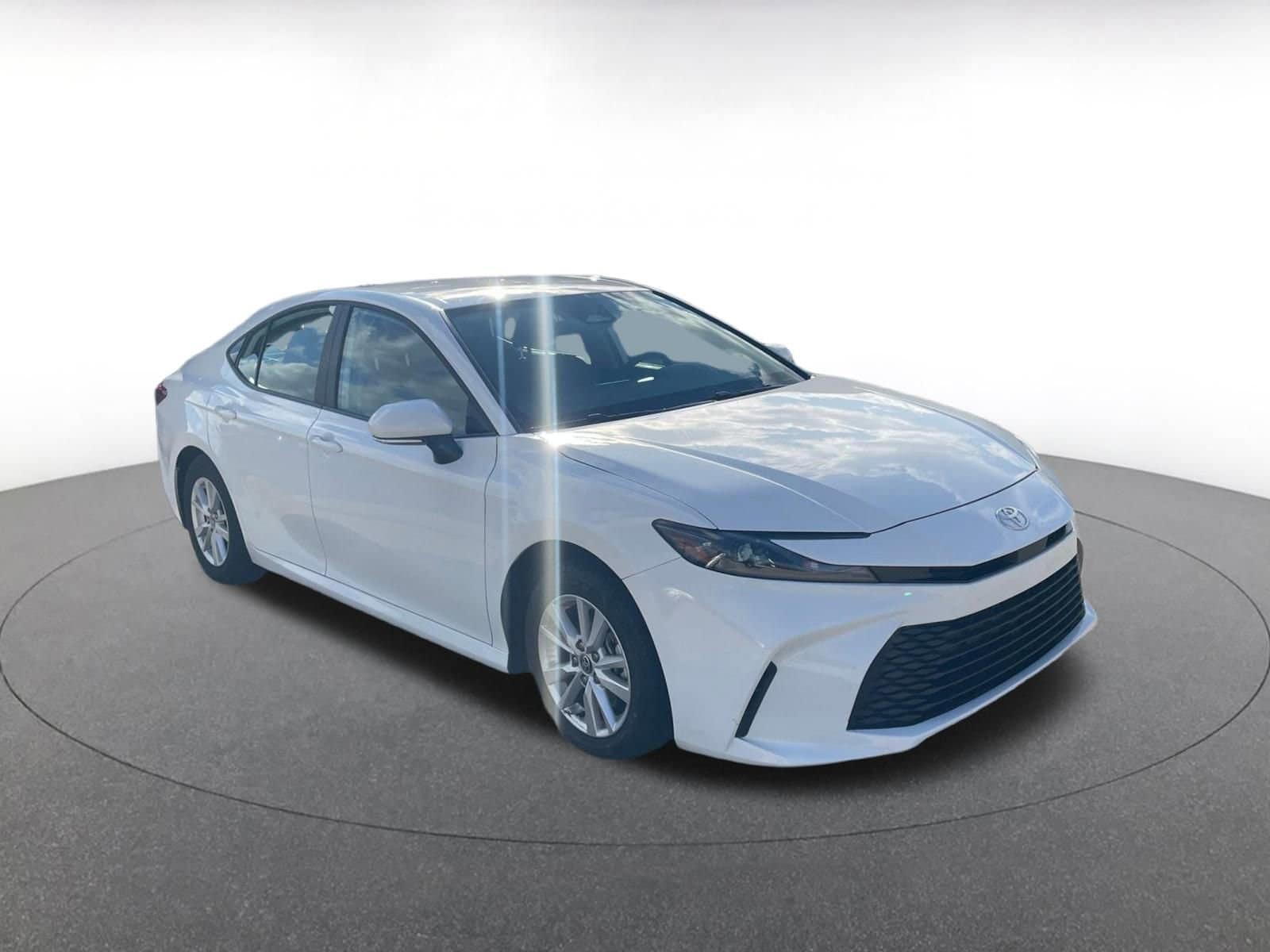 Thumbnail: 2025 Toyota Camry - 1