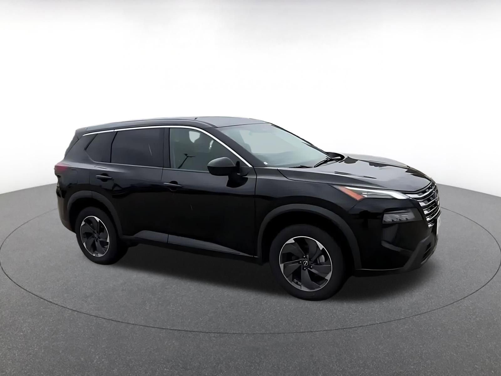 Thumbnail: 2025 Nissan Rogue - 2