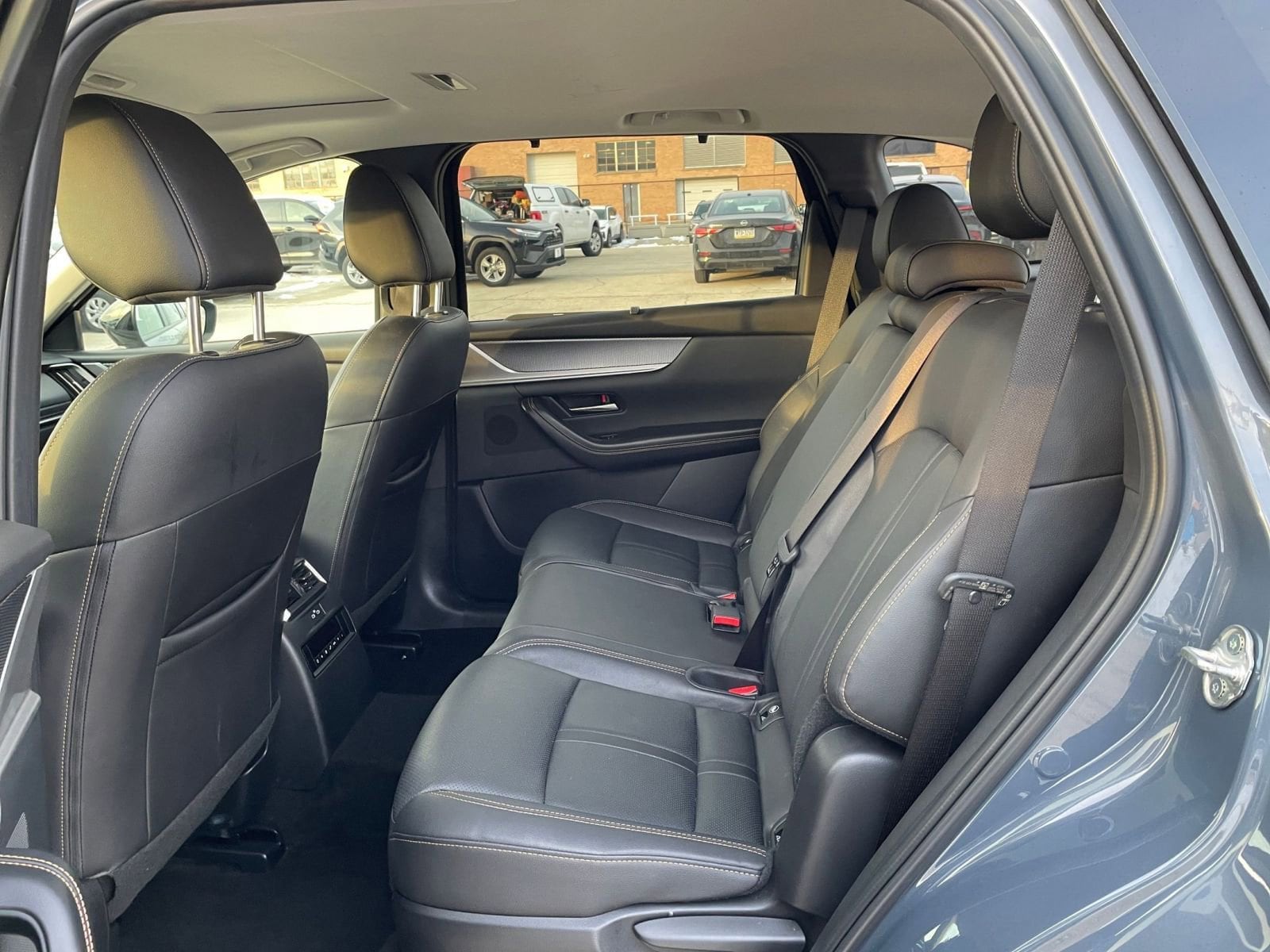 Thumbnail: 2025 Mazda CX-70 - 27