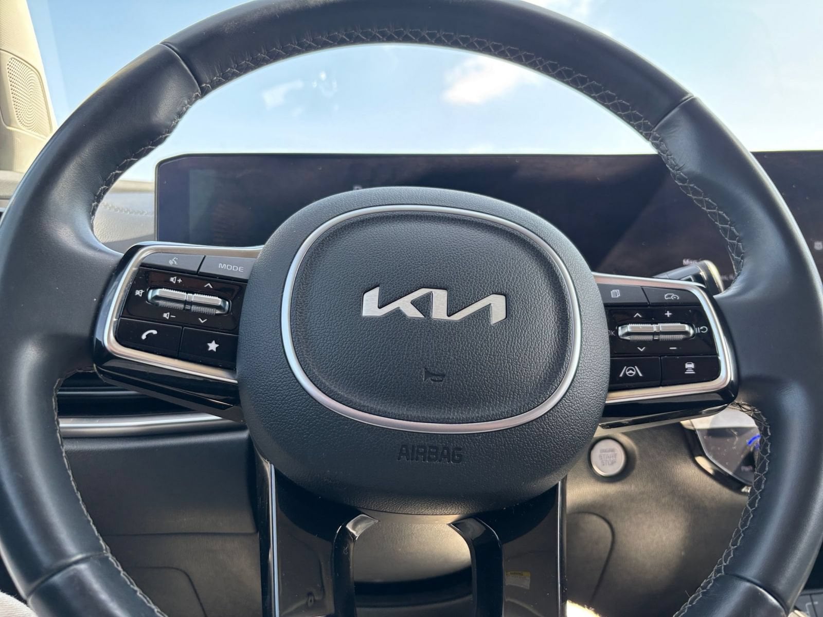 Thumbnail: 2024 Kia Sorento - 27