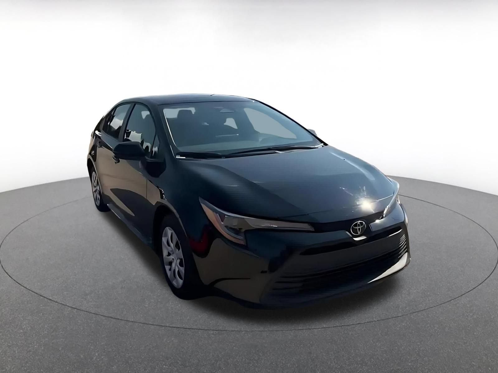 Thumbnail: 2025 Toyota Corolla - 3