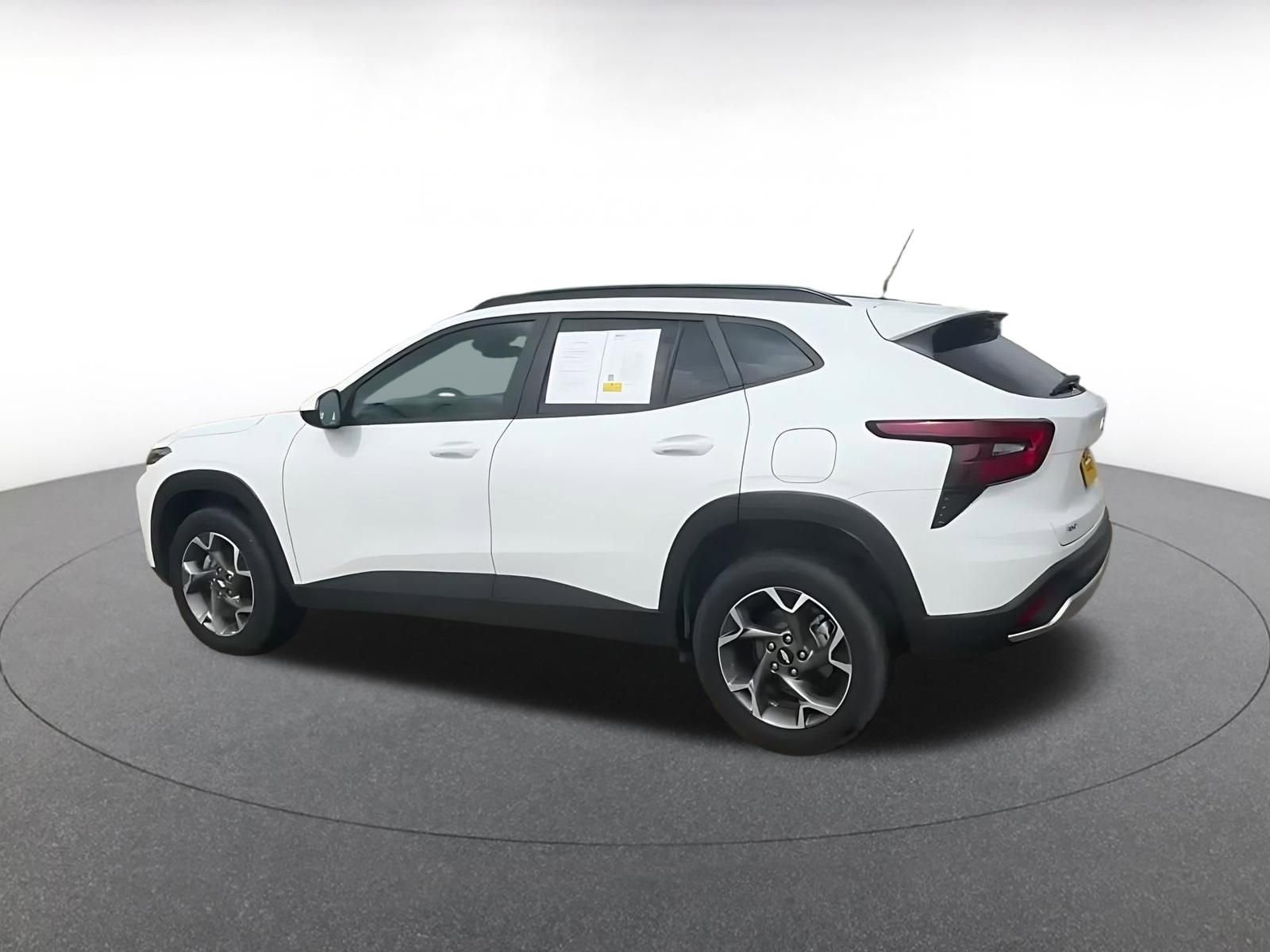 Thumbnail: 2025 Chevrolet Trax - 10