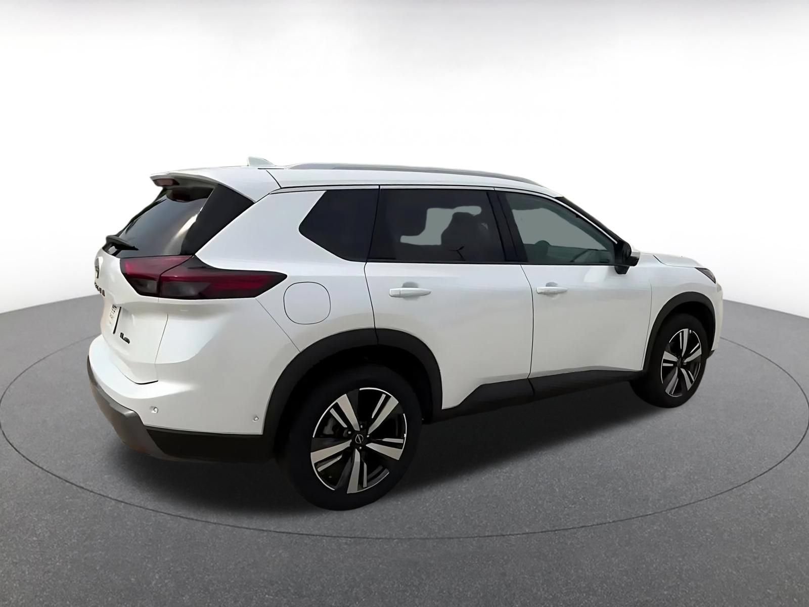 Thumbnail: 2026 Nissan Rogue - 14