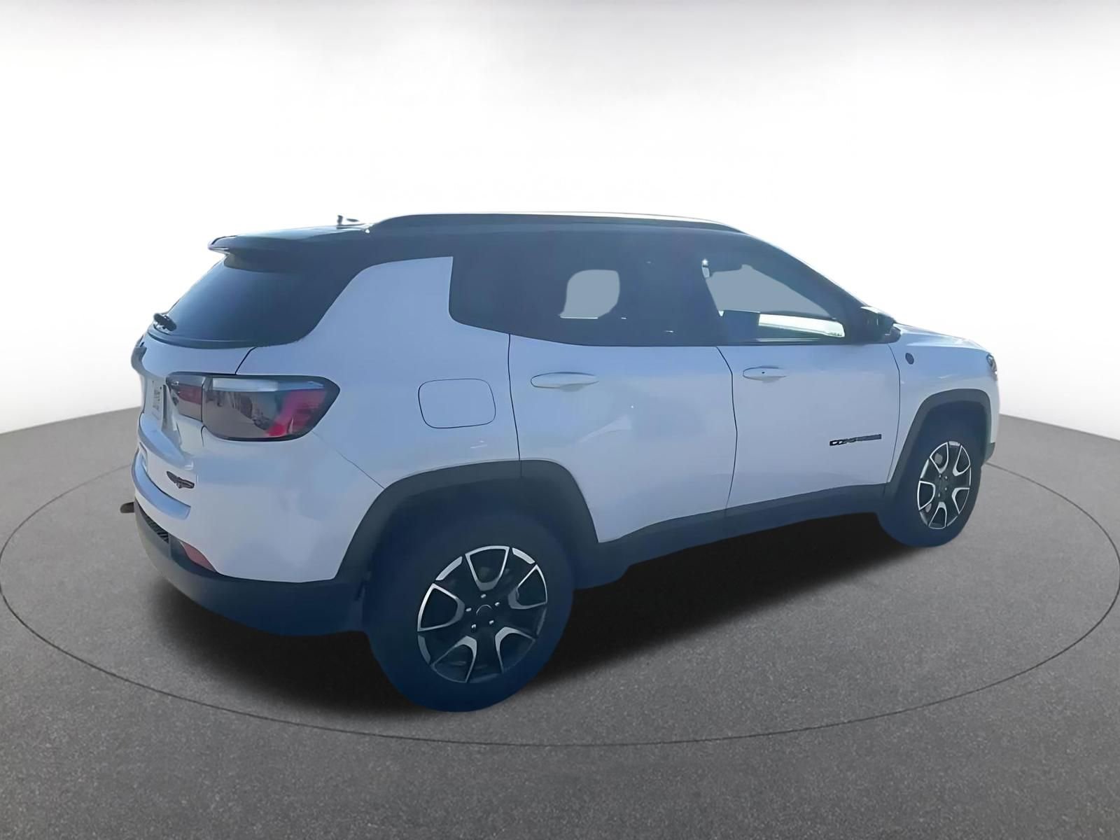 Thumbnail: 2025 Jeep Compass - 20