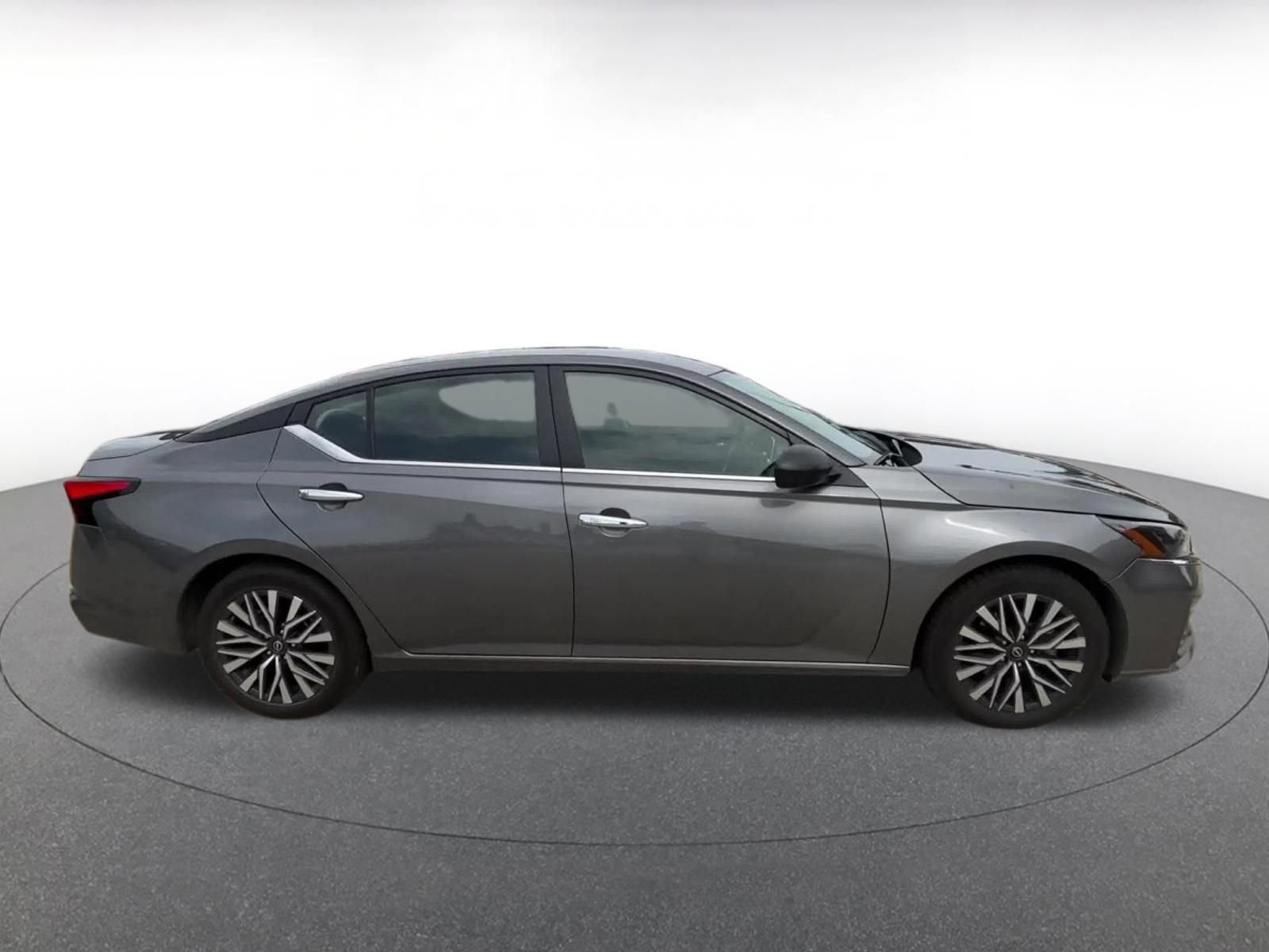 Thumbnail: 2025 Nissan Altima - 16