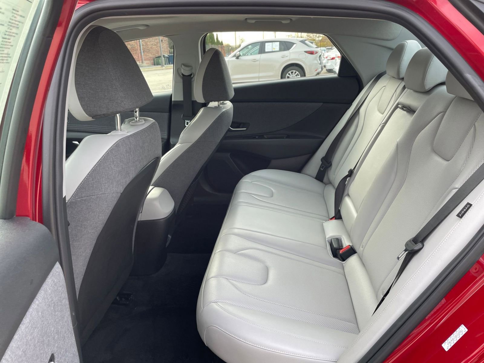 Thumbnail: 2025 Hyundai Elantra - 24