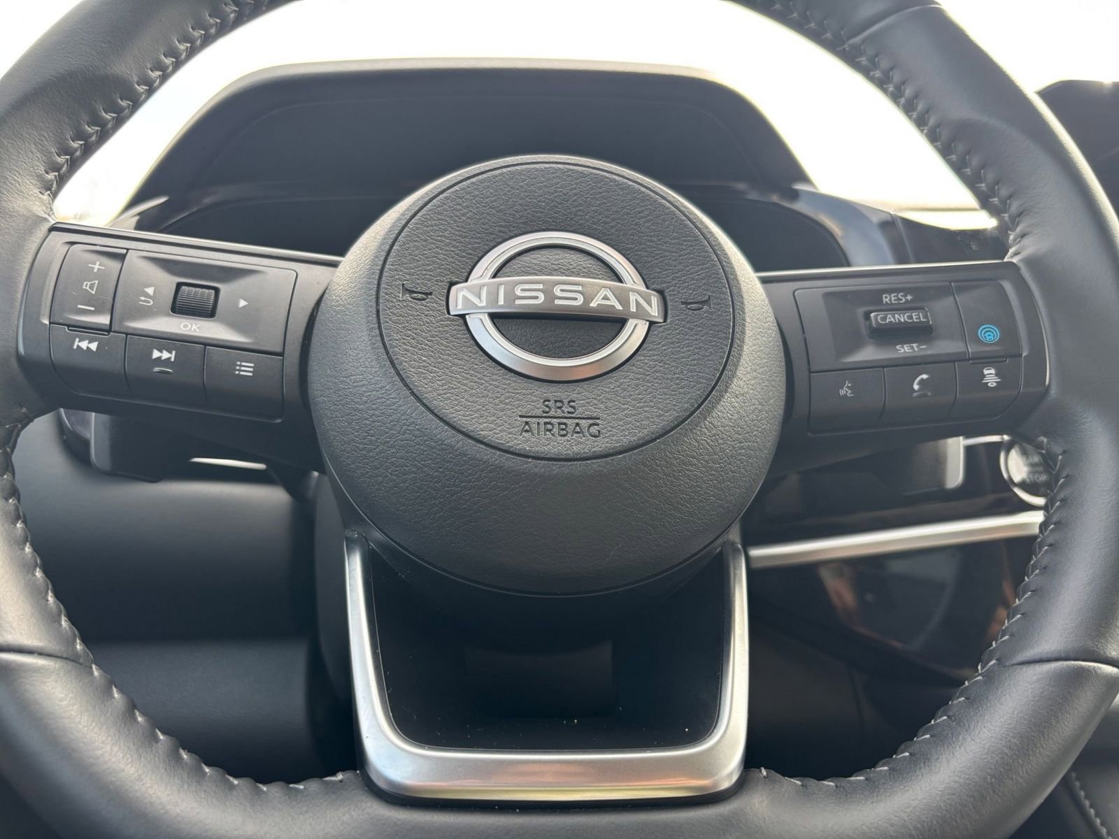 Thumbnail: 2025 Nissan Pathfinder - 30