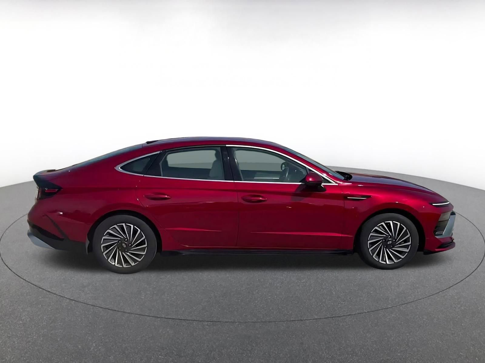 Thumbnail: 2025 Hyundai Sonata - 16
